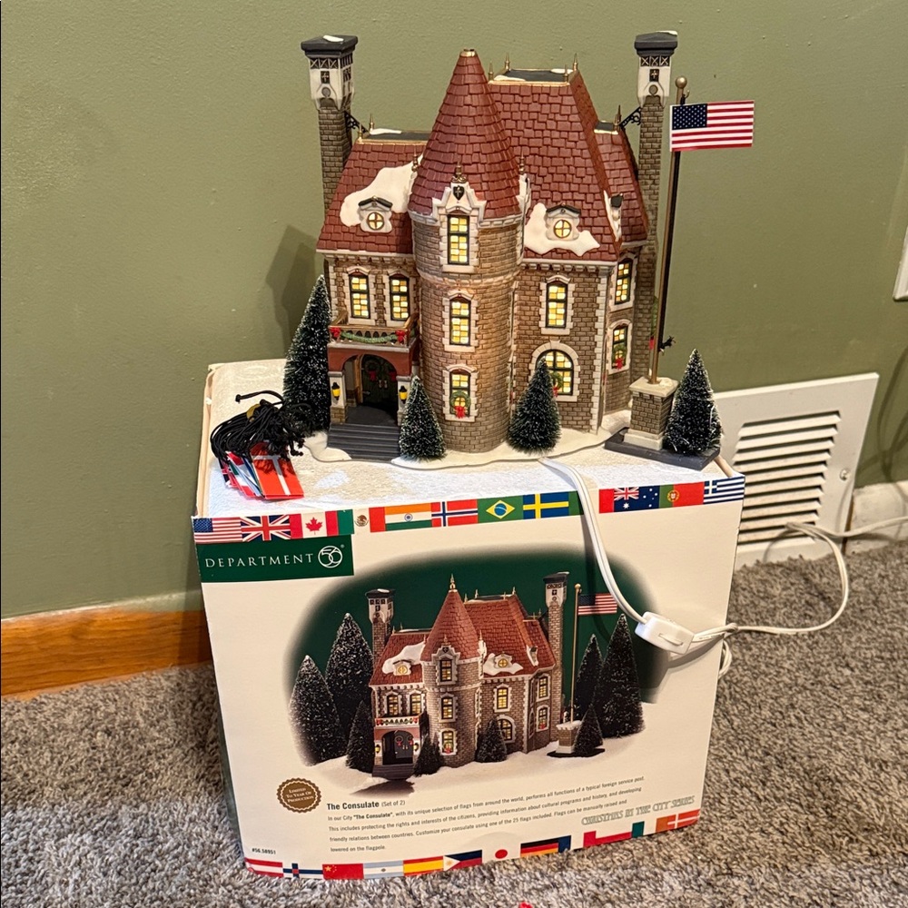 Department 56 Consulate Holiday Village House with Brown Roof- Limited Edition